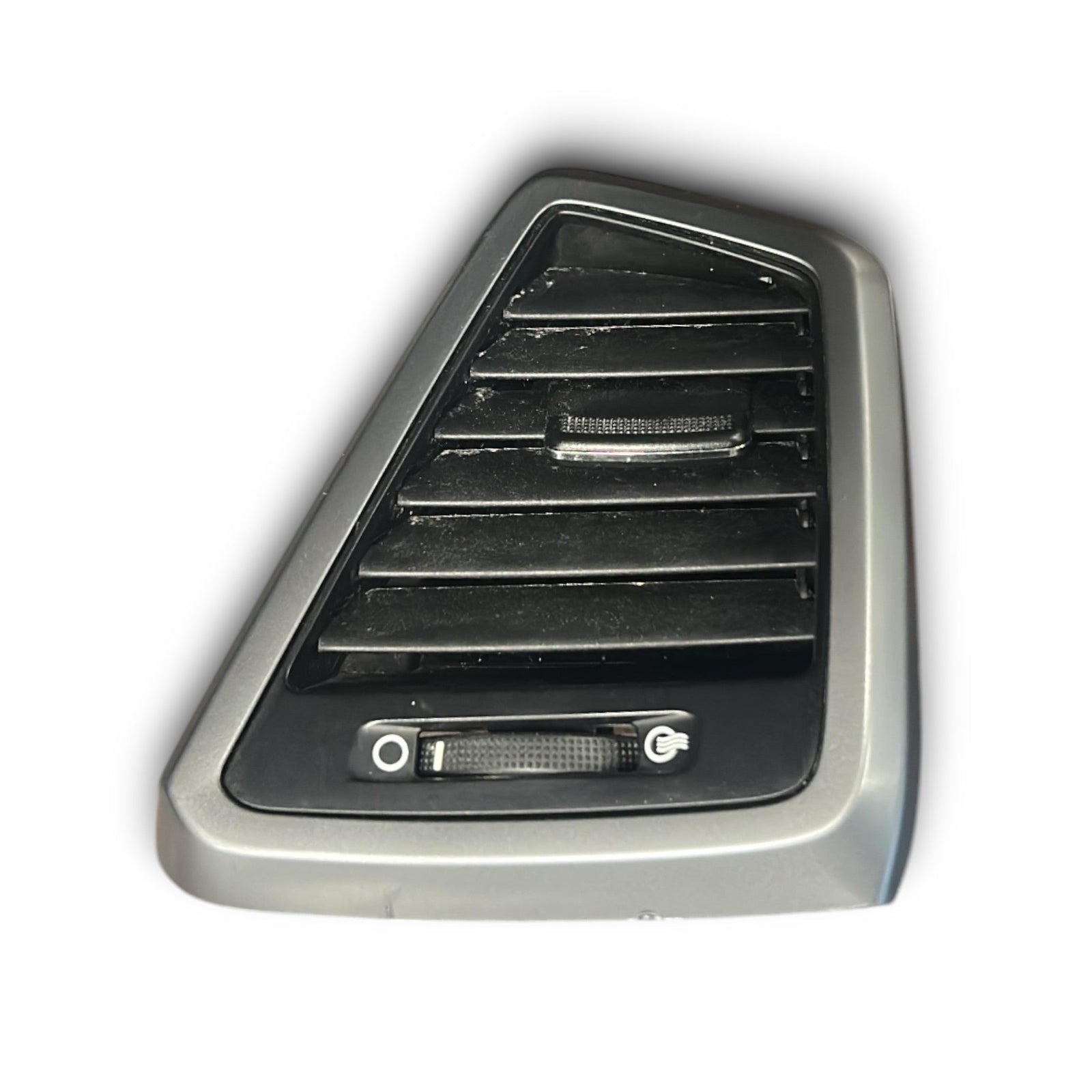 Bocchetta Aria Cruscotto Destra Hyundai Tucson cod.97490 - D7000 (2015 > 2018) - F&P CRASH SRLS - Ricambi Usati