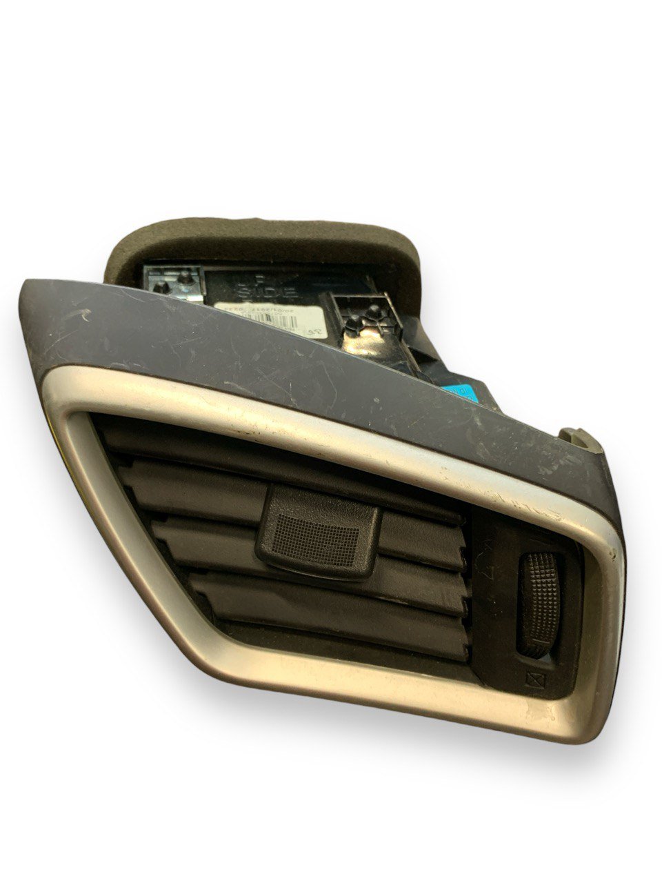 Bocchetta Aria Cruscotto Destro Dx Lato Passeggero Nissan Qashqai J11 (2017) cod.687604ea0a - F&P CRASH SRLS - Ricambi Usati