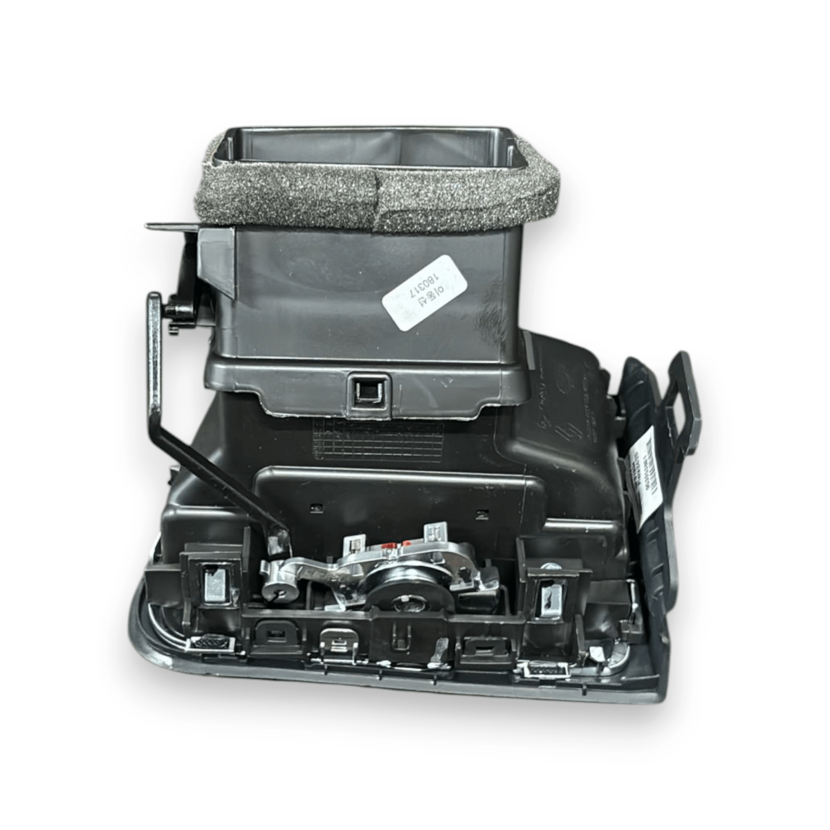 Bocchetta aria destra (dx) renault megane IV cod:687616296r (2015 - ) - F&P CRASH SRL - Ricambi Usati