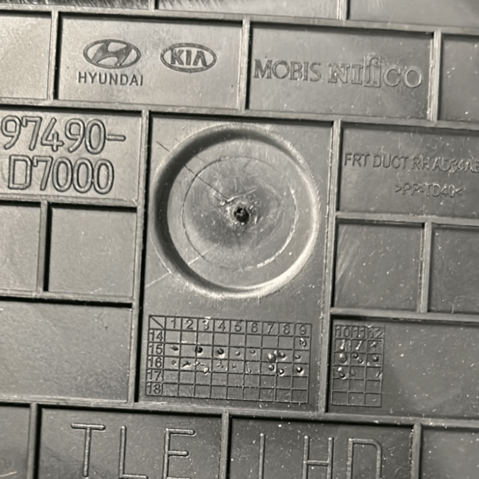 Bocchetta Aria Destra Hyundai Tucson (2015 >) cod:97490 - D7000 - F&P CRASH SRLS - Ricambi Usati