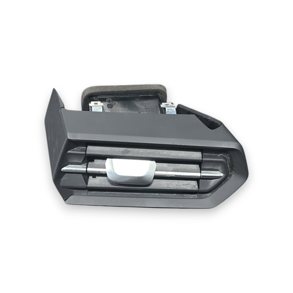 Bocchetta aria lato guida audi a3 8y cod:8y1820901a (2020 - ) - F&P CRASH SRL - Ricambi Usati