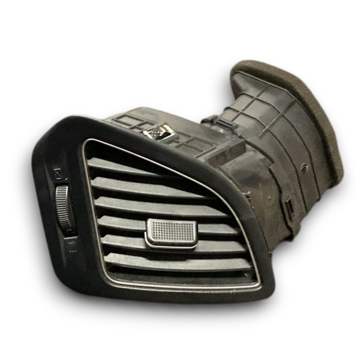 Bocchette aria cruscotto destro hyundai ix35 cod . 97490 - 2s000 (2009 > 2015) - F&P CRASH SRL - Ricambi Usati