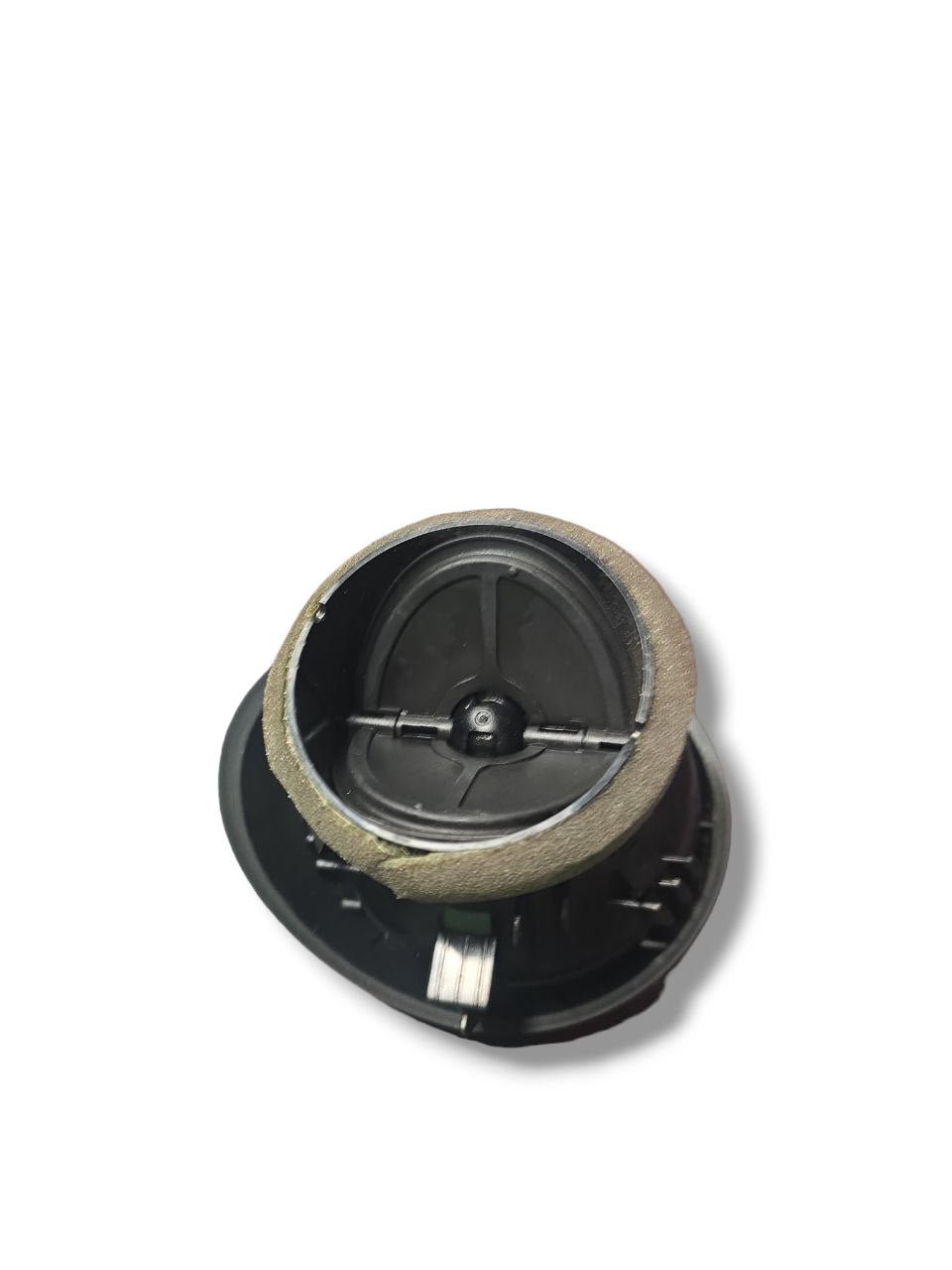 BOCHETTA ARIA CONDIZIONATA DESTRA CRUSCOTTO AUDI A1 8X (2010 - 2018) Cod : 8X1820902 - F&P CRASH SRLS - Ricambi Usati