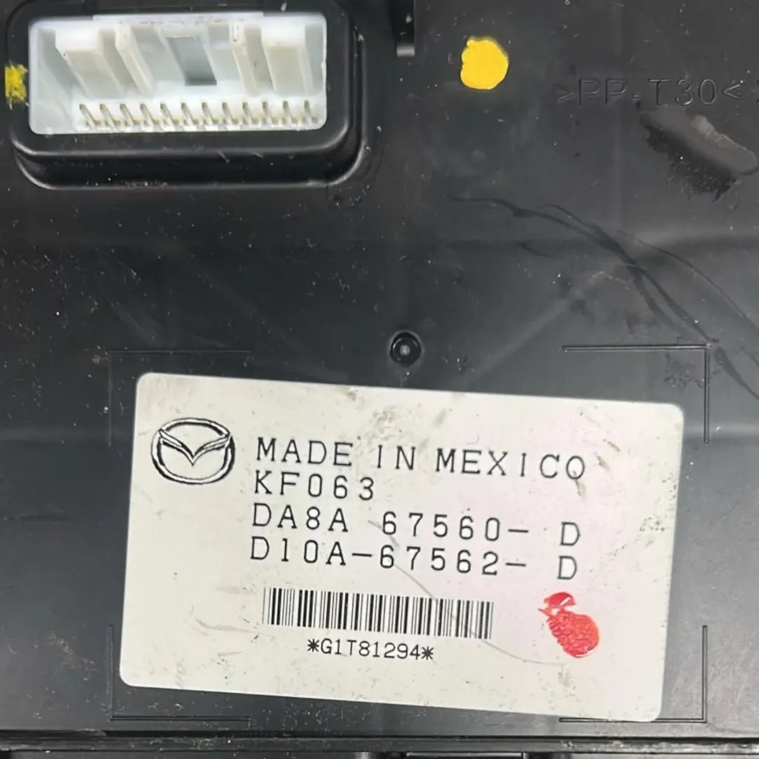 Dettaglio Body Computer Mazda 2 3ª Serie 2014–2020 cod. DA8A67560D - foto 3