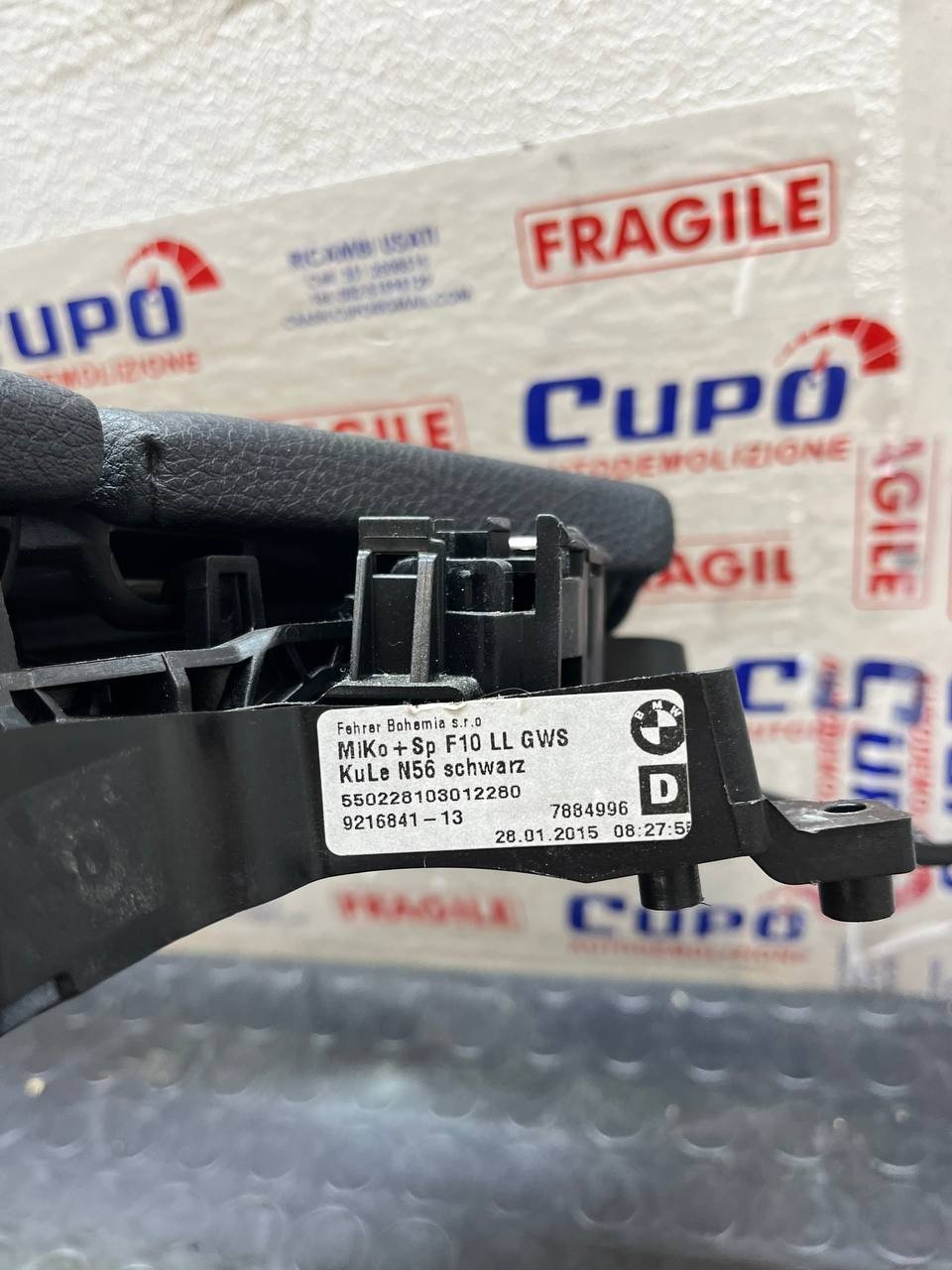 Bracciolo Centrale BMW Serie 5 F10/F11 cod:9216841 - F&P CRASH SRLS - Ricambi Usati