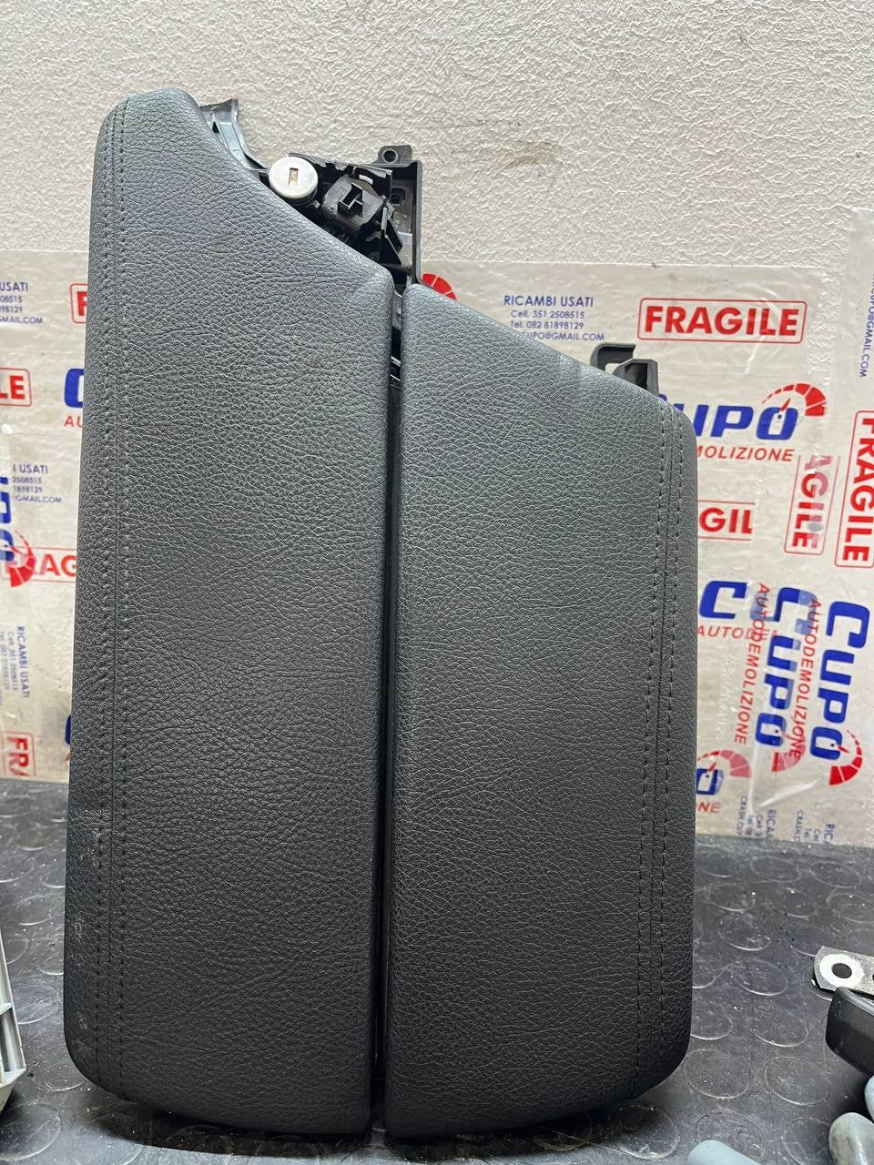 Bracciolo Centrale BMW Serie 5 F10/F11 cod:9216841 - F&P CRASH SRLS - Ricambi Usati