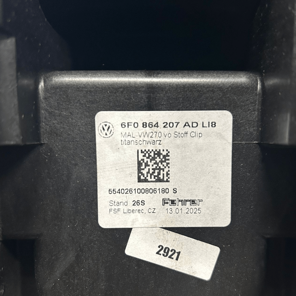 Bracciolo centrale volkswagen taigo cod:6f0864207ad (2021 >) - F&P CRASH SRL - Ricambi Usati