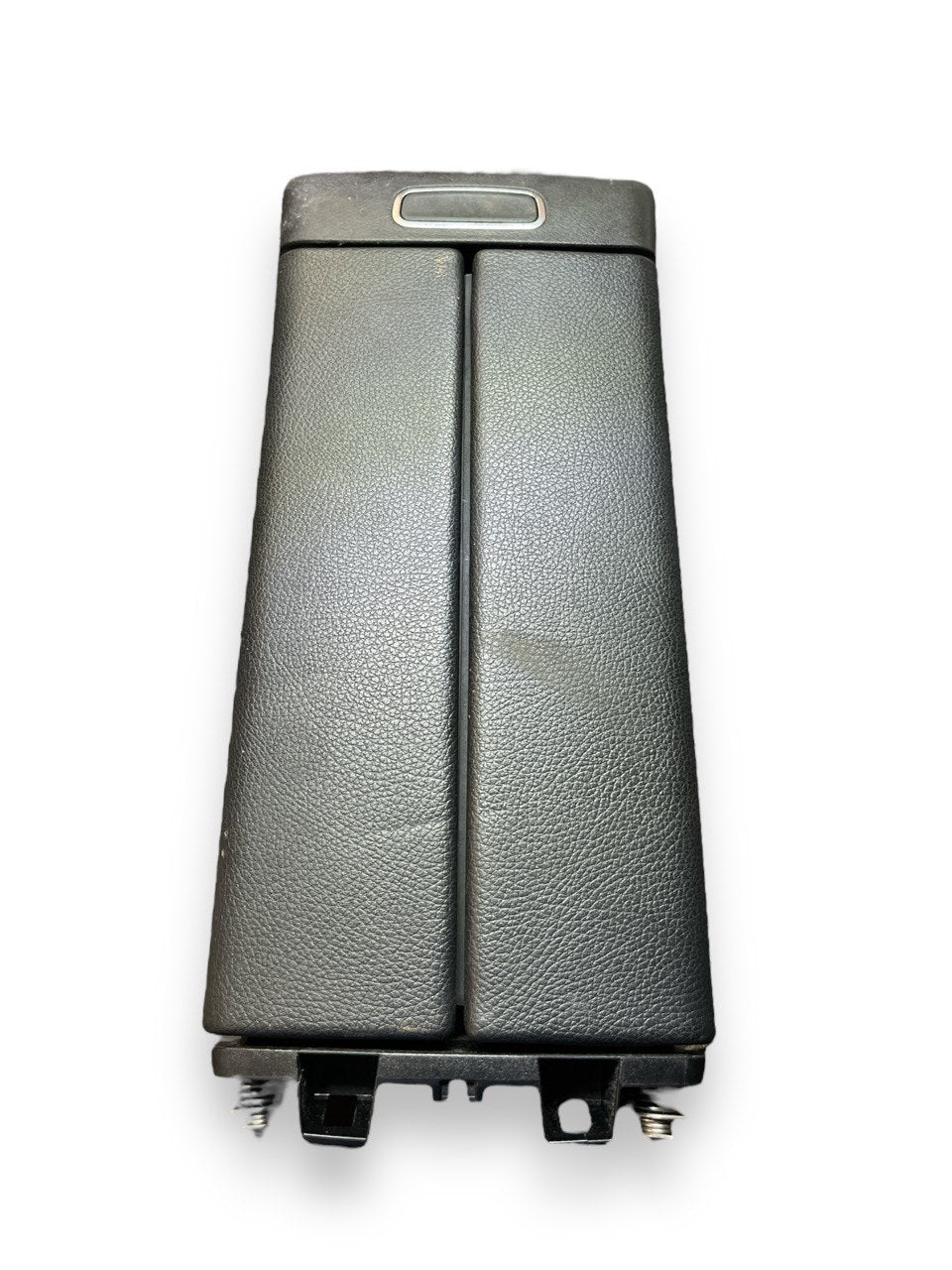 Bracciolo Tunnel Centrale Mercedes - Benz Classe A W177 (2018>) cod.1385281 - A - F&P CRASH SRLS - Ricambi Usati