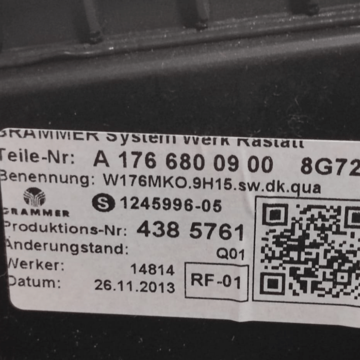 Bracciolo + tunnel centrale mercedes classe a w176 cod: a1766800900 (2012 - 2018) - F&P CRASH SRLS - Ricambi Usati