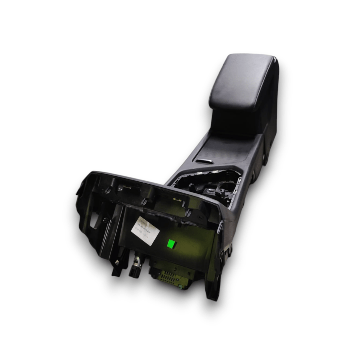 Bracciolo + Tunnel Centrale Volkswagen Tiguan II Serie COD: 5NA863319A (2016 - 2024) - F&P CRASH SRLS - Ricambi Usati