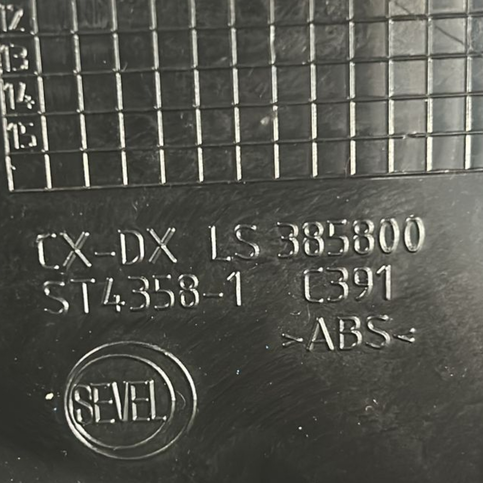 Prednja desna zračna rešetka fiat ducato kod:385800 (2006 > 2014)