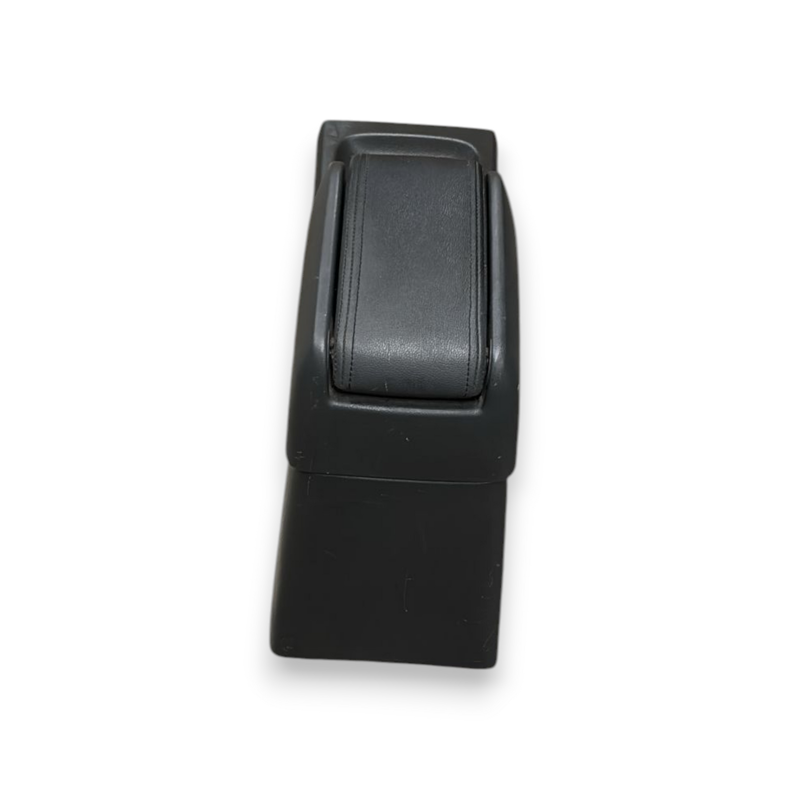 Osrednji tunel + naslon za roke isuzu d-max (2002-2011)