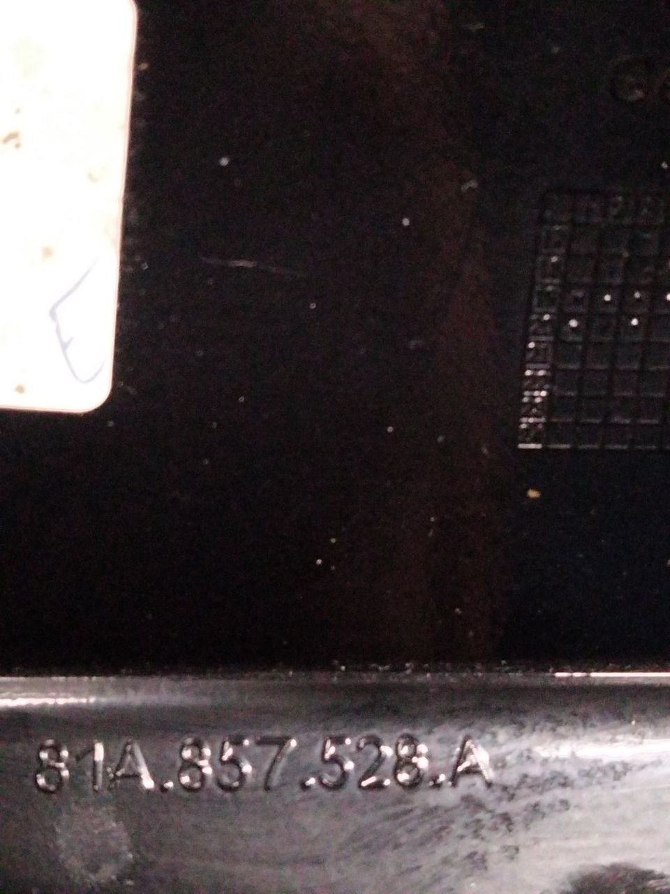 Calotta specchietto esterno destro Audi Q3 (2018>)cod.81A857528A - F&P CRASH SRLS - Ricambi Usati