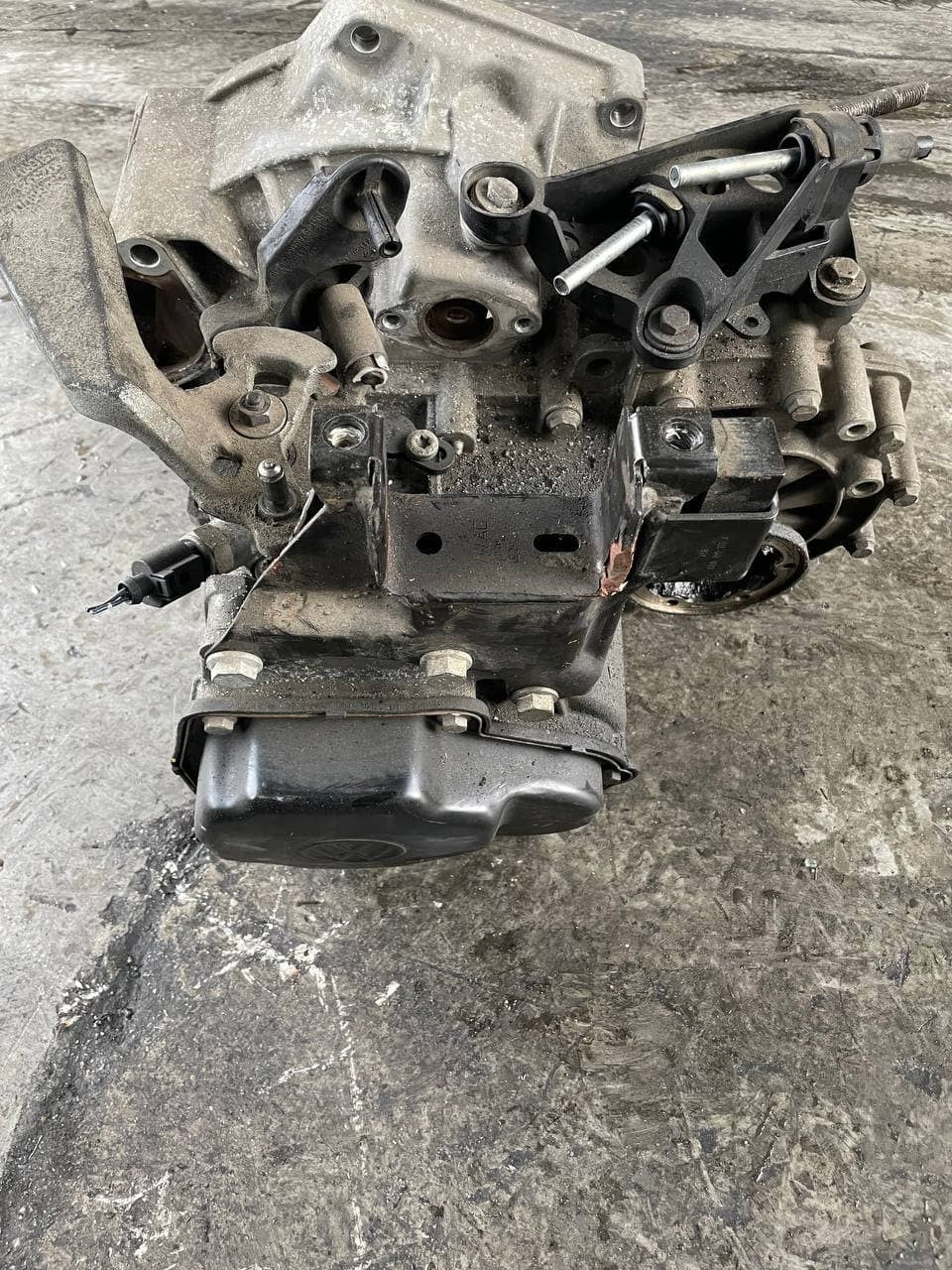 Cambio manuale 5 marce Volkswagen Polo 6R 1.2 benzina 02r301107 - F&P CRASH SRLS - Ricambi Usati