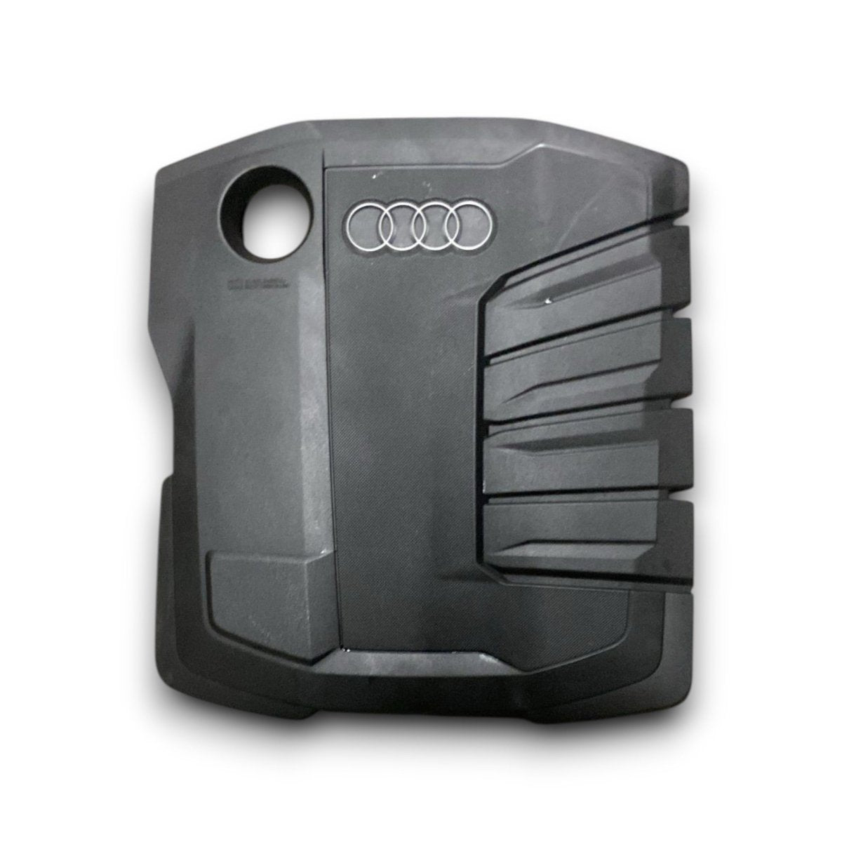 Carter / engine cover audi a4 b9 cod . 05l103925d 2.0 diesel (2015 > 2024) - F&P CRASH SRL - Used Spare Parts