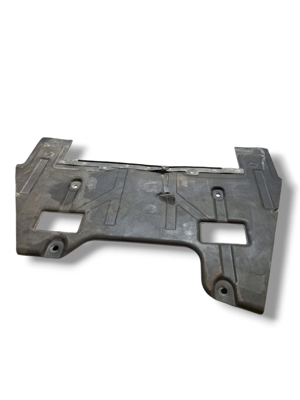 Carter sottomotore Jaguar E - Pace (2021) COD:J9C3-14385-A - F&P CRASH SRLS - Ricambi Usati