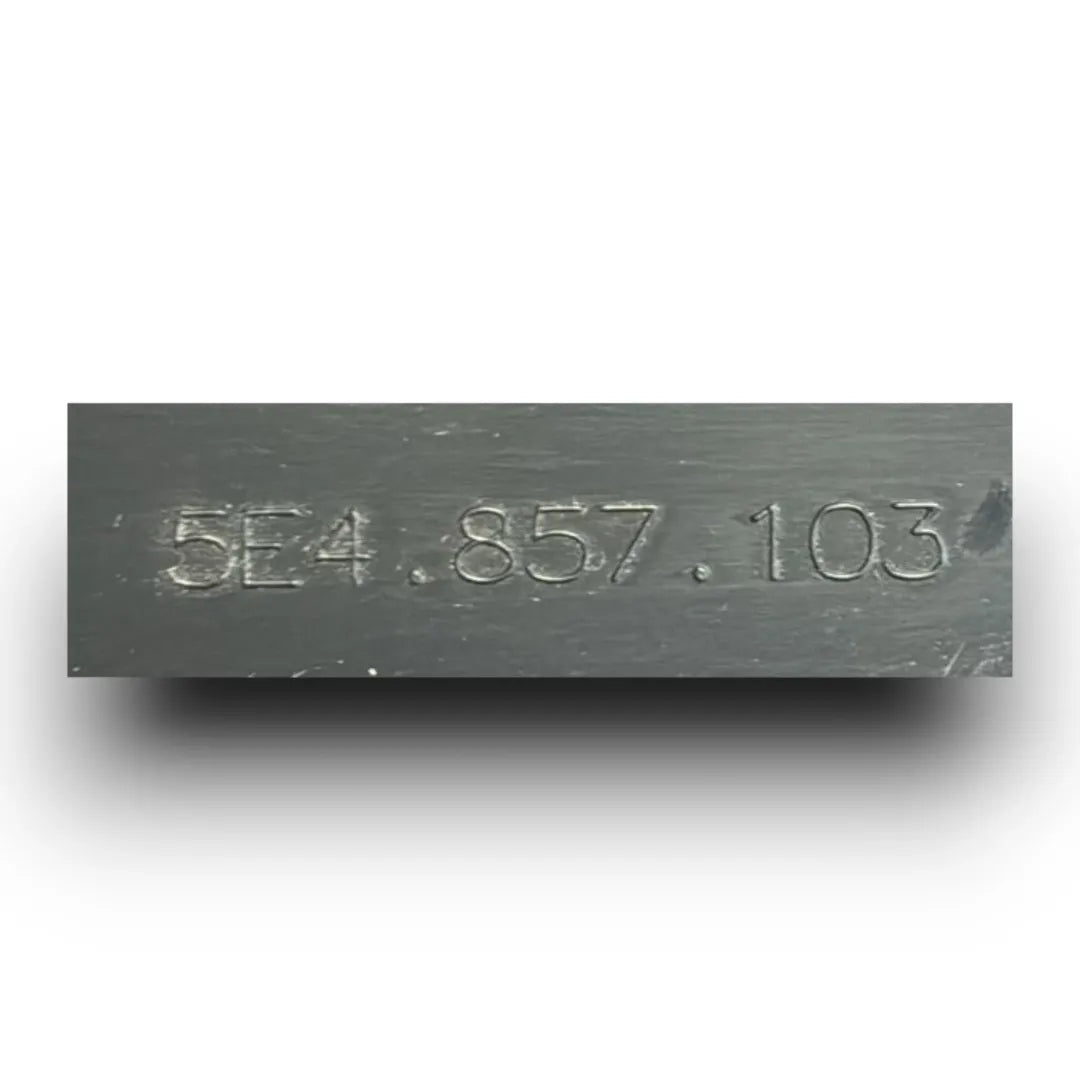 Cassetto portaoggetti Skoda Octavia dal 2020 OEM 5E4857103 - F&P CRASH SRL - Ricambi Usati