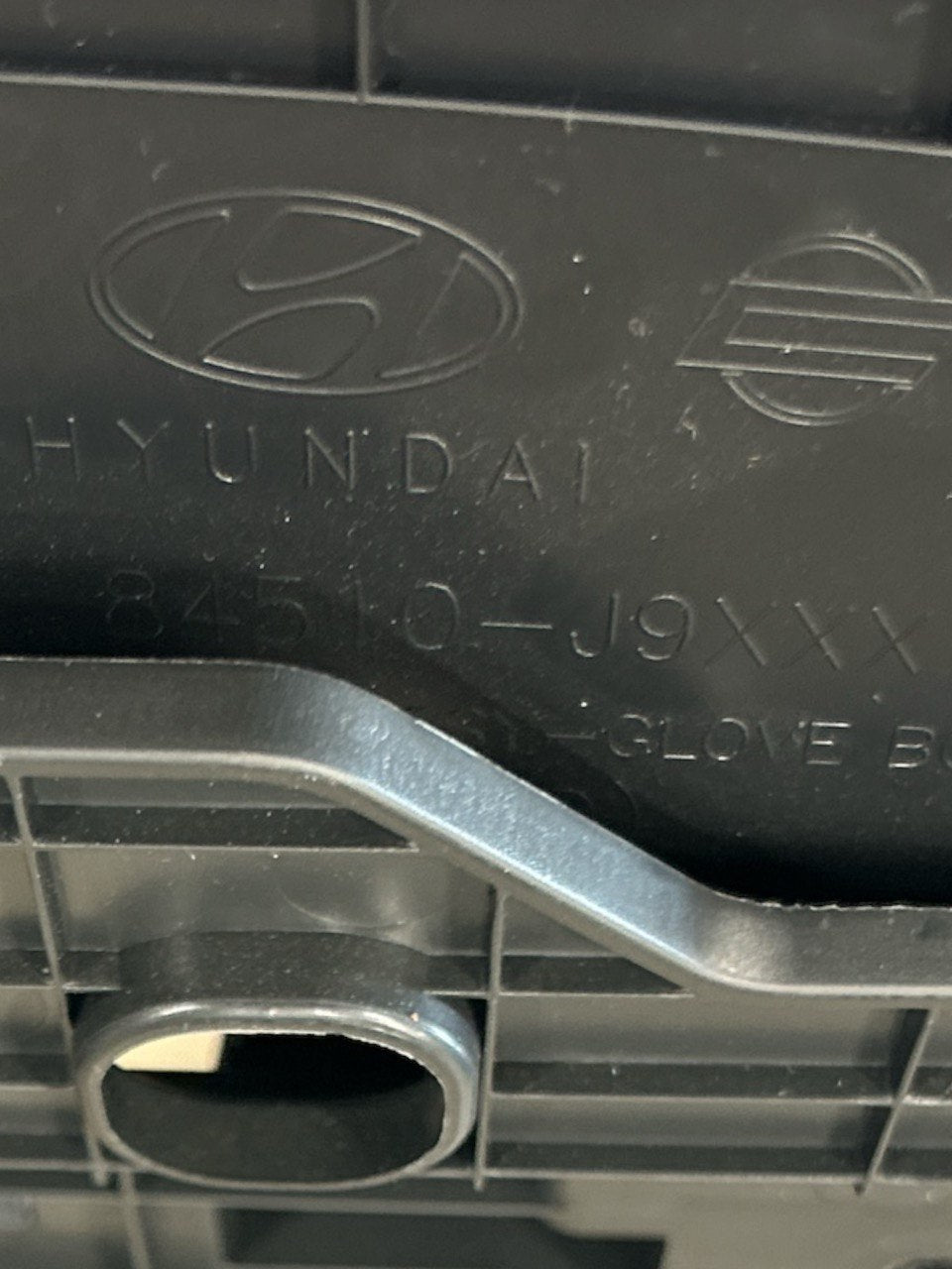 Cassetto / Vano Porta Oggetti Hyndai Kona (2017 > ) cod.84510 - J9XXX - F&P CRASH SRLS - Ricambi Usati