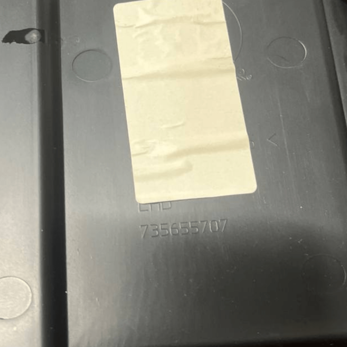 Cassetto / Vano Portaoggetti Fiat 500X (2014 - ) cod: 735655707 - F&P CRASH SRLS - Ricambi Usati