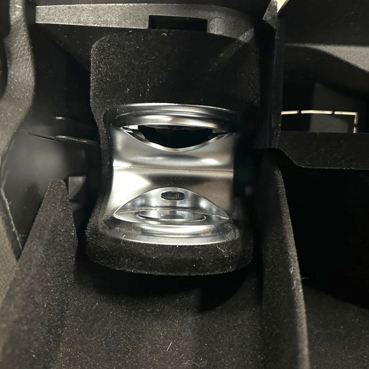 Cassetto / vano portaoggetti mercedes benz eqc cod:A2536807002 (2019 > 2023) - F&P CRASH SRLS - Ricambi Usati