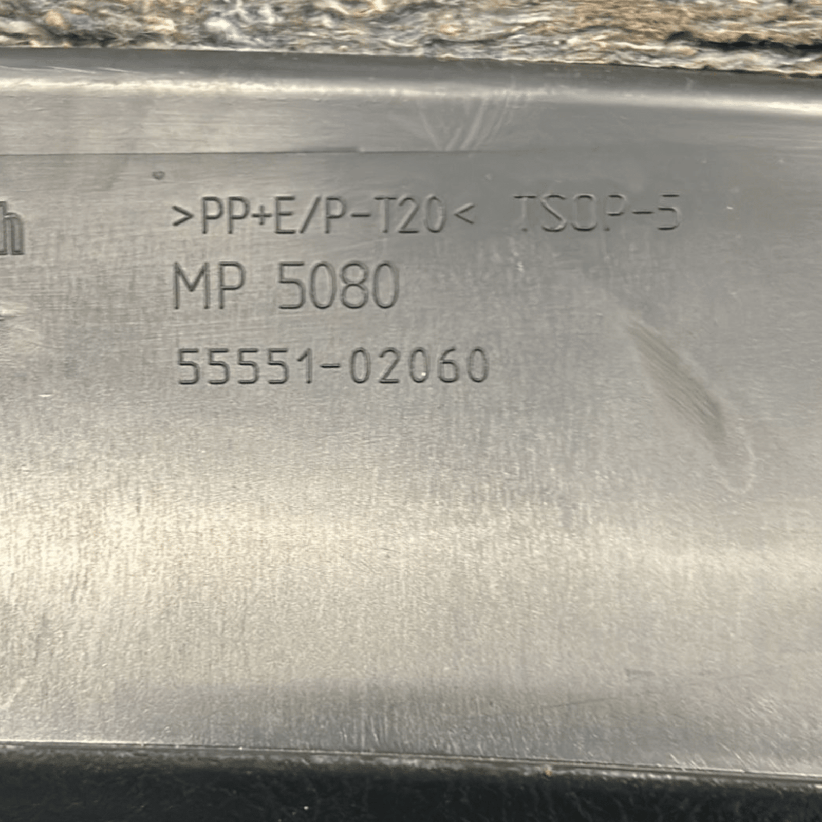 Cassetto Vano portaoggetti Toyota Corolla (2000 > 2007) cod:55551 - 02060 - F&P CRASH SRLS - Ricambi Usati