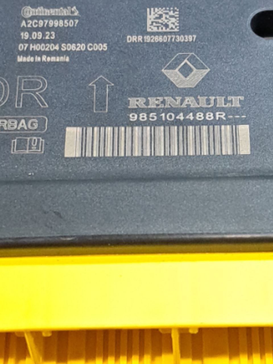 Centralina Airbag Renault Clio V (2019>) COD:985104488R - F&P CRASH SRLS - Ricambi Usati