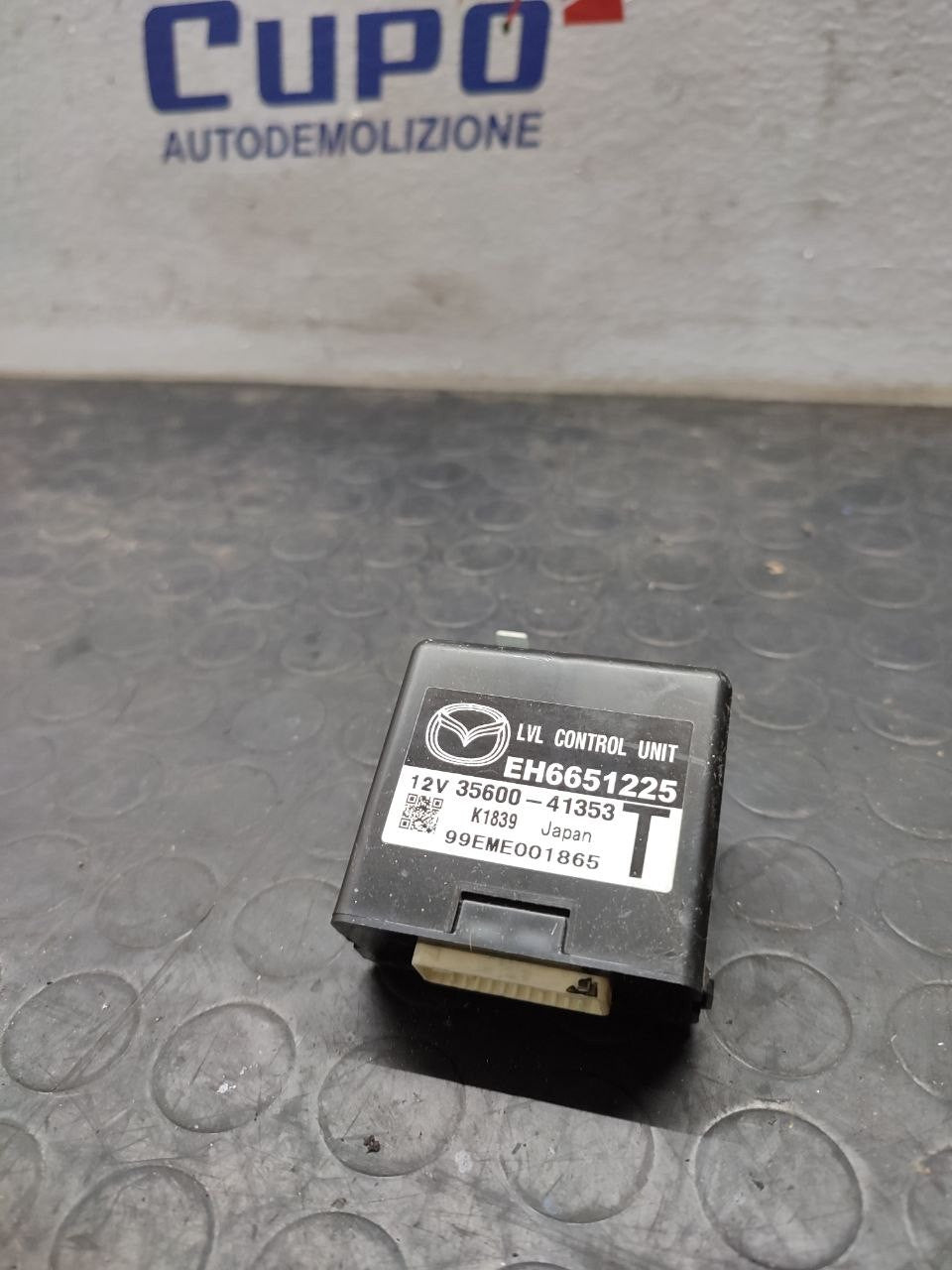 Centralina altezza fari Mazda Cx-7 cod eh6651225 - F&P CRASH SRLS - Ricambi Usati