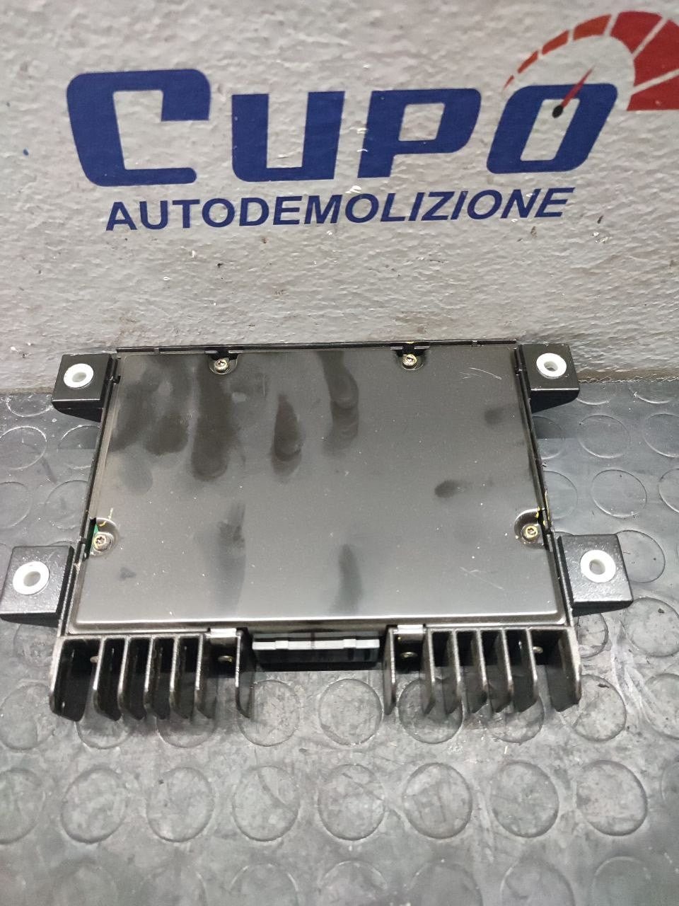 Centralina Amplificatore Bose Mazda 6 (2004) Cod:GM1A--66--92X - F&P CRASH SRLS - Ricambi Usati