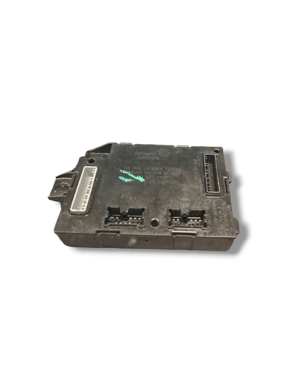 Centralina / Body Computer Renault Captur 1.5 Diesel (2012 - 2019) COD:2320679 - F&P CRASH SRLS - Ricambi Usati