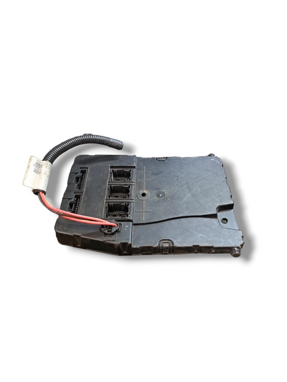 Centralina / Body Computer Renault Megane 1.5 Diesel (2002 - 2009) COD:8200525384 - F&P CRASH SRLS - Ricambi Usati