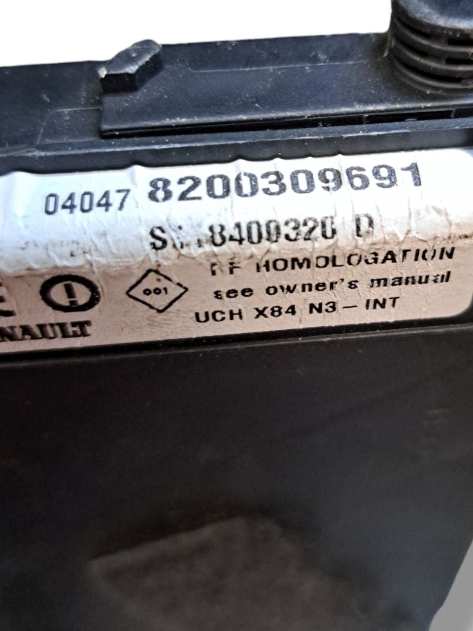 Centralina / Body Computer Renault Megane 1.9 Diesel (2002 - 2009) COD:8200309691 - F&P CRASH SRLS - Ricambi Usati