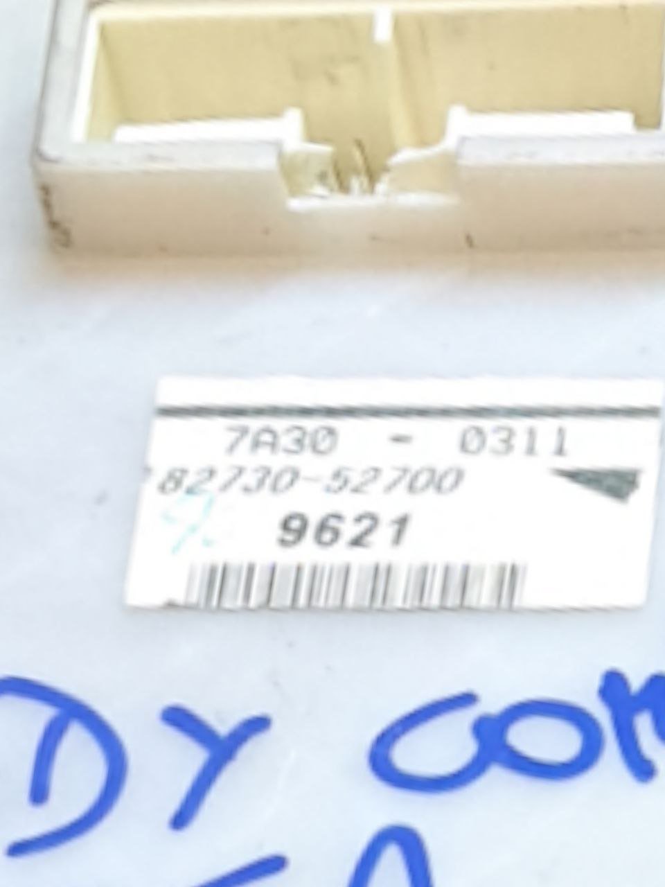 Centralina / Body Computer Toyota Yaris 1.0 benzina (2010) COD:82730 - 52700 - F&P CRASH SRLS - Ricambi Usati