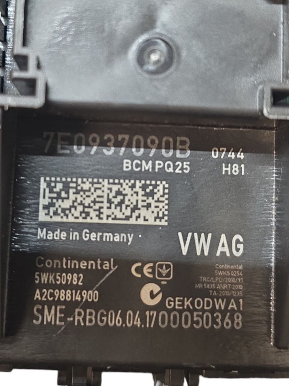 Centralina Body Computer Volkswagen Transporter 2.0 Diesel ( 2014 > ) COD:7E0937090B - F&P CRASH SRLS - Ricambi Usati