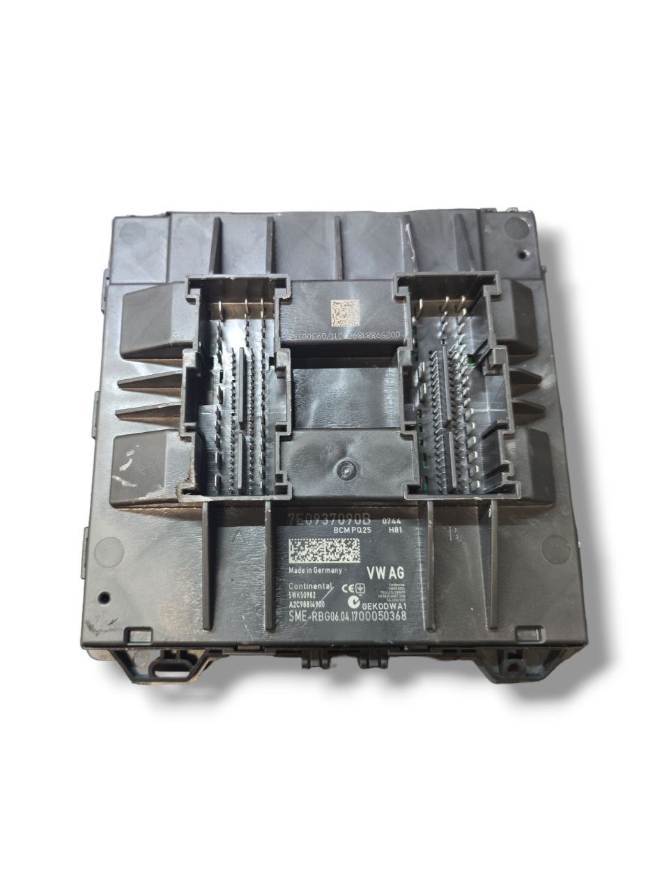 Centralina Body Computer Volkswagen Transporter 2.0 Diesel ( 2014 > ) COD:7E0937090B - F&P CRASH SRLS - Ricambi Usati