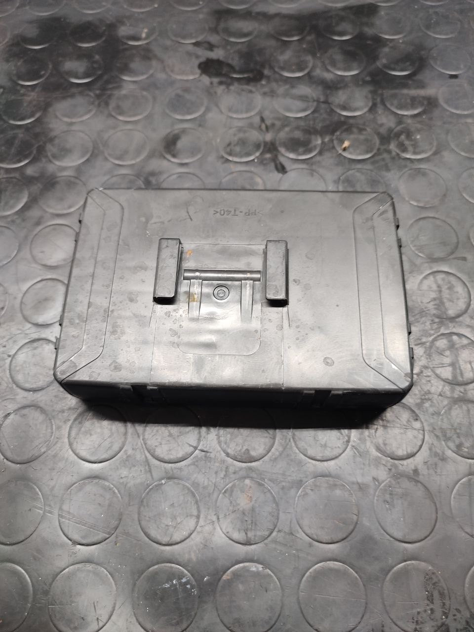 Centralina Comfort Renault Kangoo (Restyling 2013) Cod:282757006R - F&P CRASH SRLS - Ricambi Usati