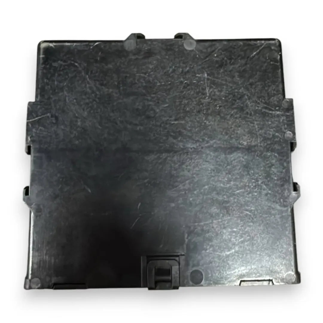 Dettaglio Centralina comfort Toyota Yaris 2014–2017 cod. 89681-0D090 - foto 2