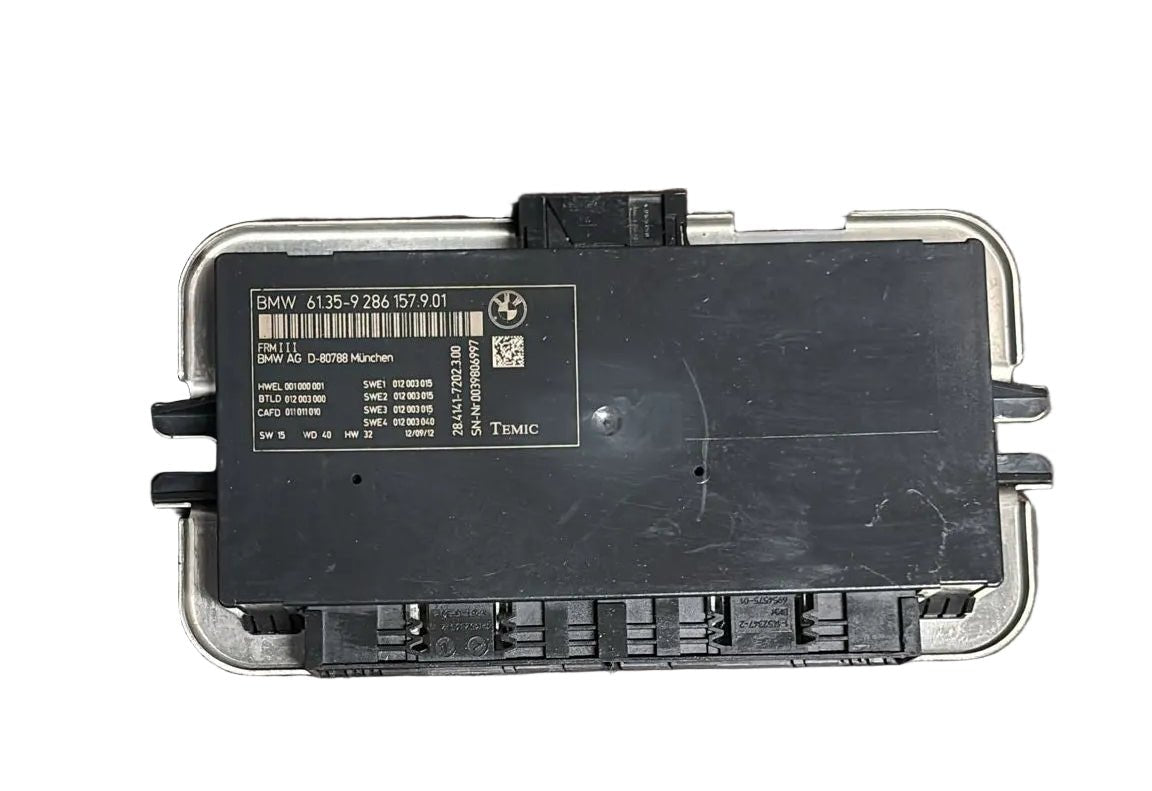 Centralina luci modulo vano piedi bmw x3 f25 cod:6135 - 9286 (2010 - 2017) - F&P CRASH SRL - Ricambi Usati
