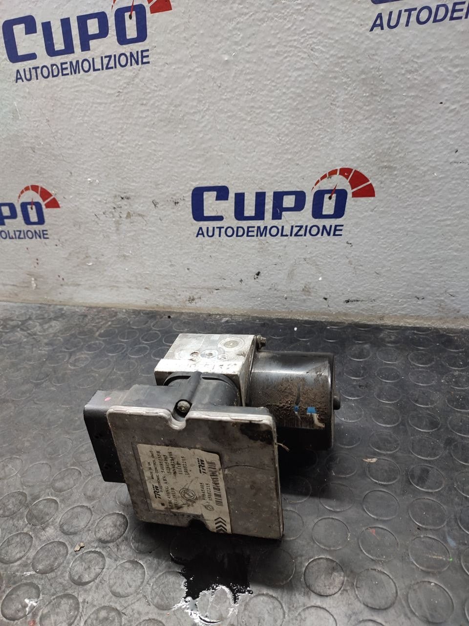 Centralina pompa abs Lancia Ypsilon ( 2007 ) cod 51845405 - F&P CRASH SRLS - Ricambi Usati