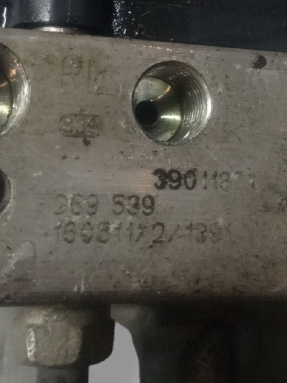 Centralina / Pompa Abs Opel Corsa E 1.3 Diesel (2017) cod: 0265255662 / 39011871 - F&P CRASH SRLS - Ricambi Usati