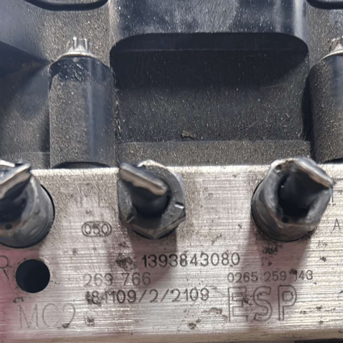 Centralina pompa abs peugeot boxer 2.2 diesel cod:1393843080 (2014 >) - F&P CRASH SRL - Ricambi Usati