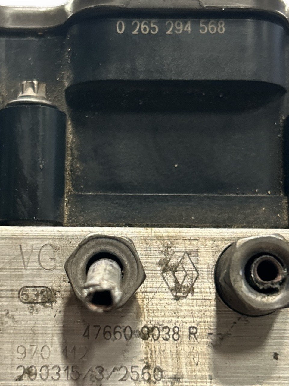 Centralina / Pompa ABS Renault Captur II 1.0 Benzina (2019 > ) cod.476609038R - F&P CRASH SRLS - Ricambi Usati