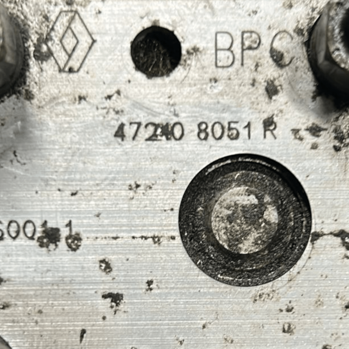 Centralina pompa abs renault zoe cod:472108051R (2013 >) - F&P CRASH SRL - Ricambi Usati