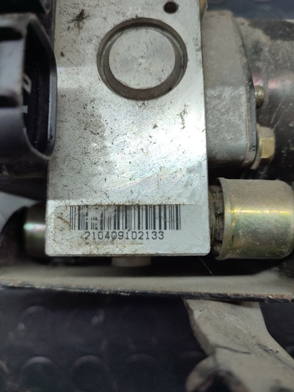 Centralina pompa abs Toyota Hilux 2.5 d4d cod 20052016 - F&P CRASH SRLS - Ricambi Usati