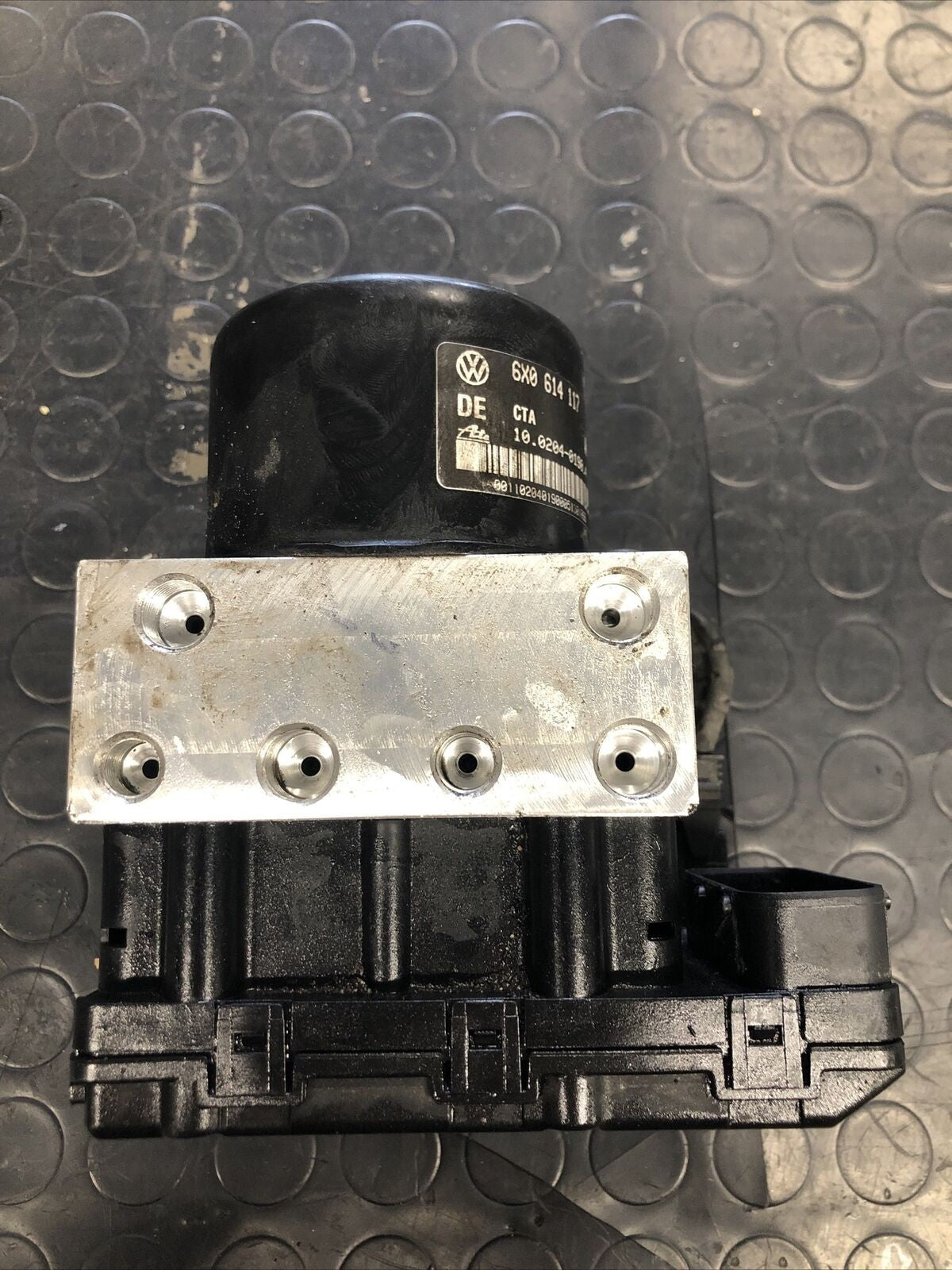 Centralina Pompa Abs Volkswagen Polo 6X0614117 - F&P CRASH SRLS - Ricambi Usati