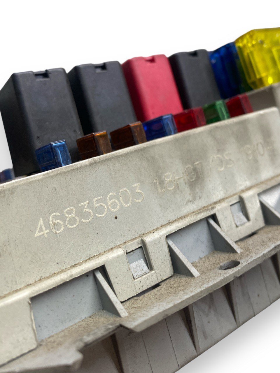 Centralina portafusibii scatola fusibili Fiat Punto 188 1.3 diesel(1999 - 2005) COD:46835603 - F&P CRASH SRLS - Ricambi Usati