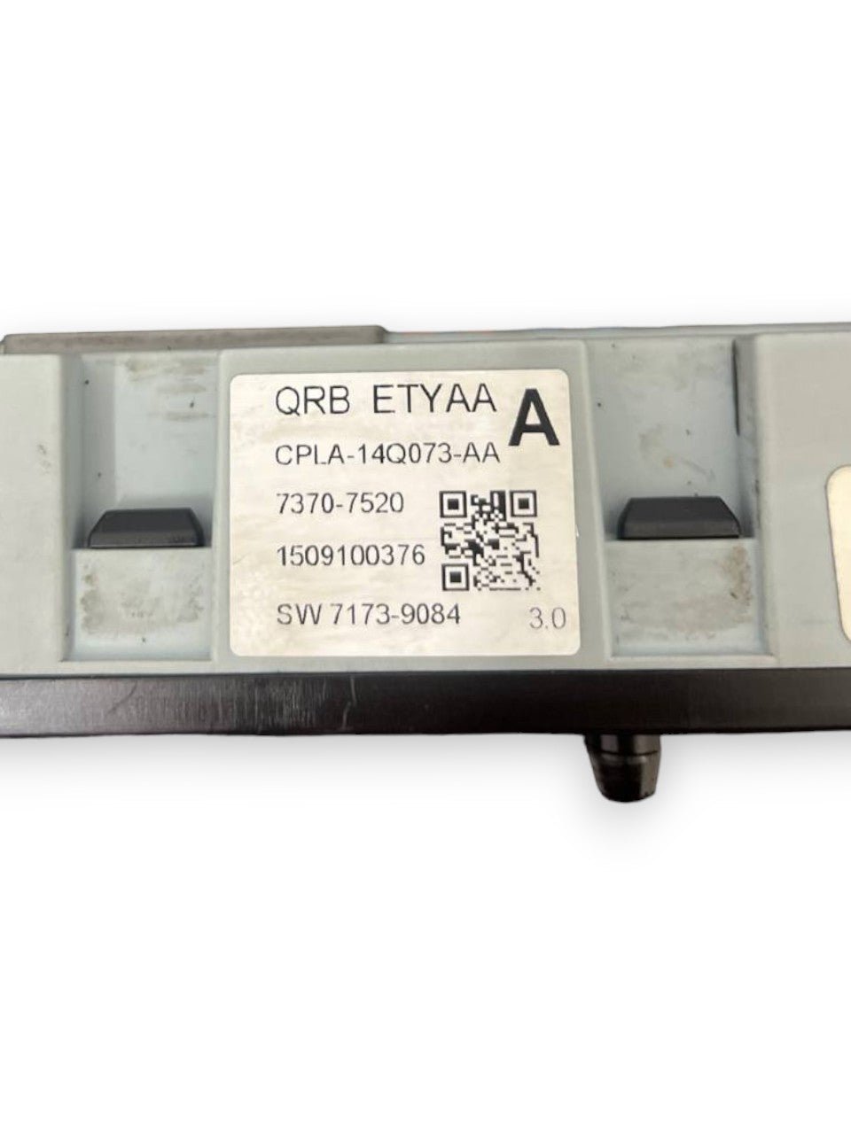 Centralina / Scatola fusibili Land Rover Range Rover Evoque L538 / Land Rover Discovery / Range Rover Sport / Jaguar F-Pace X761 / Jaguar XE 2.2 Diesel (2011 al 2018) cod: CPLA-14Q073-AA / 7370-7520 - F&P CRASH SRLS - Ricambi Usati