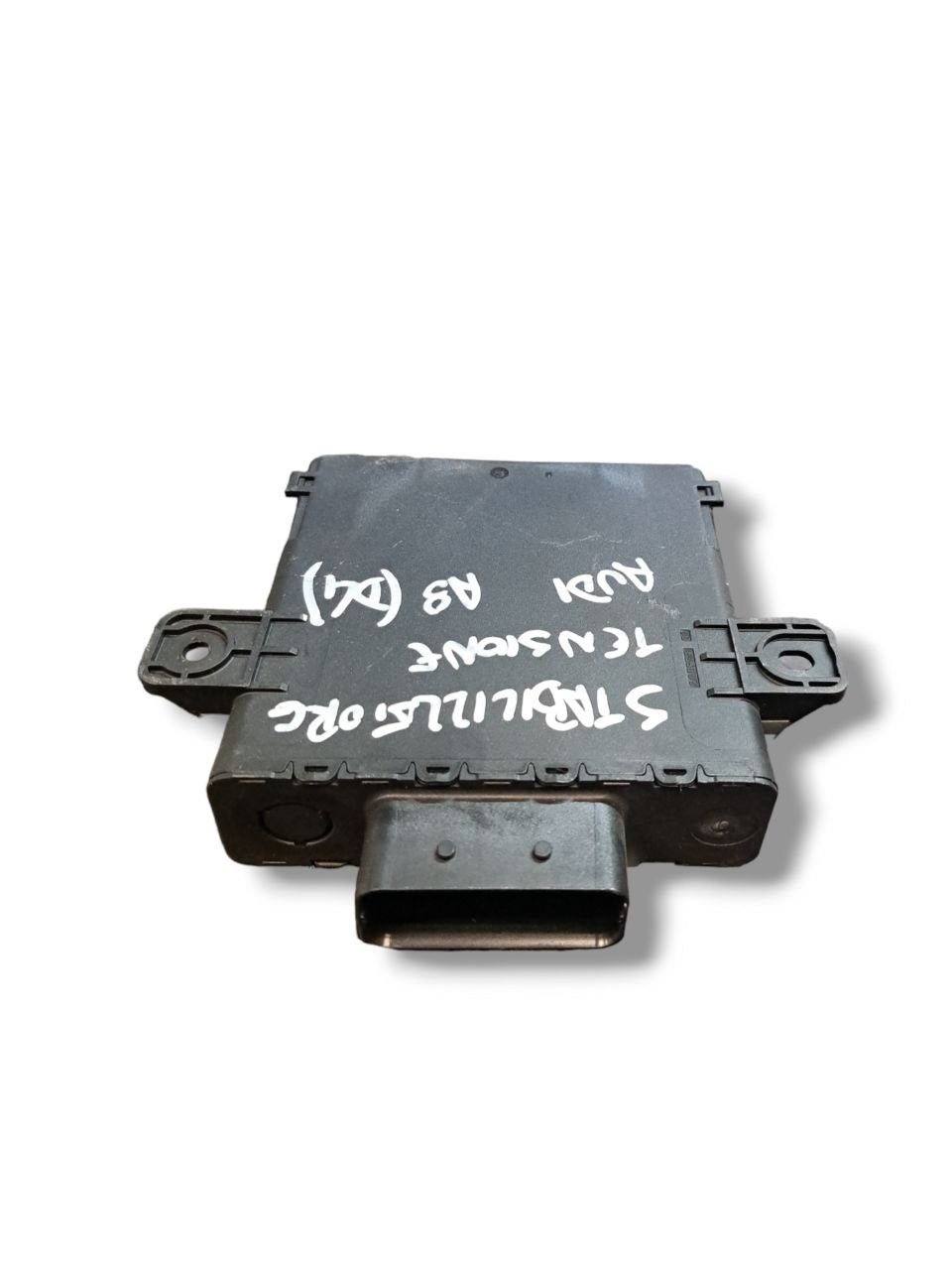 Centralina Stabilizzatore Di Tensione Audi A8 4H 4.2 Diesel (2009 - 2018) COD:8K0959663A - F&P CRASH SRLS - Ricambi Usati