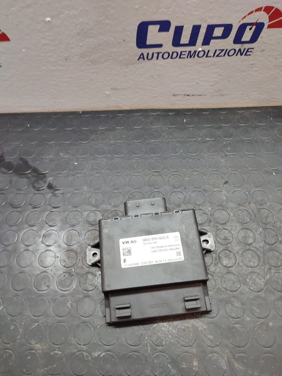 Centralina stabilizzatore tensione Audi A8 ( D4 ) cod 8k0959663a - F&P CRASH SRLS - Ricambi Usati