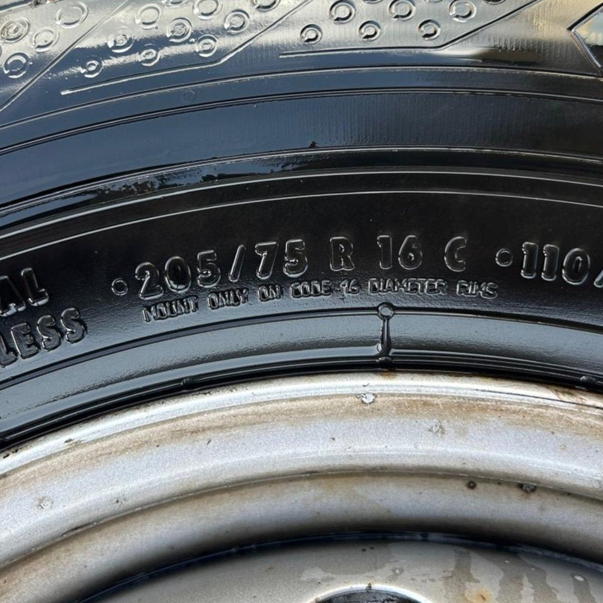 Cerchio in ferro mercedes sprinter w910 cod:A9074014700 (2018 >) (205/75 r16) - F&P CRASH SRLS - Ricambi Usati