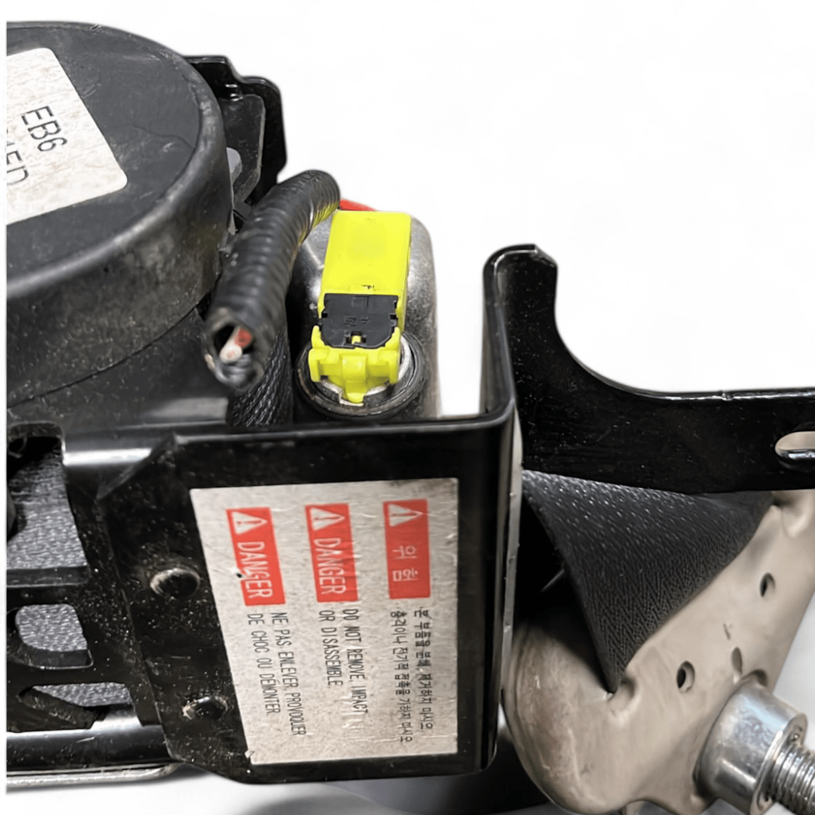 Cintura di sicurezza anteriore destra Renault Koleos (2008 - 2016) cod.86884JY11A - F&P CRASH SRLS - Ricambi Usati